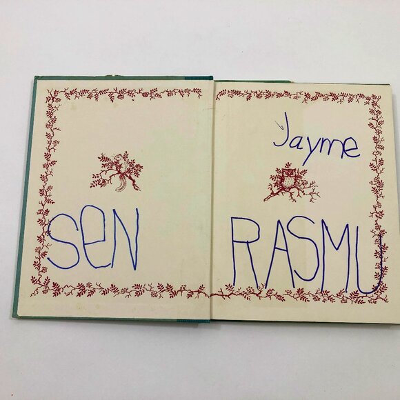 's Favorite Stories Book - Green Cover - Picture 6 of 14